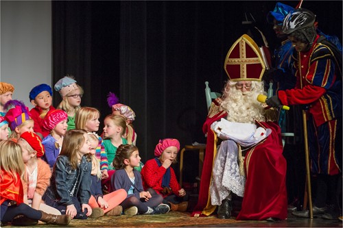 Sinterklaas in de Kunstacademie