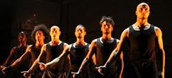 NIKO-dansers bezoeken voorstelling  “This is ISH”