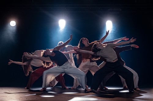 Dansvoorstelling Take-Over, Passerelle