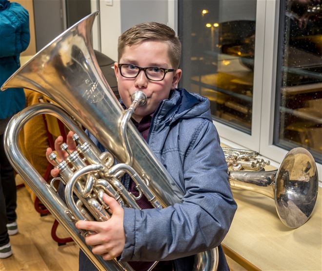 Veel interesse voor de instrumentenmarkt!