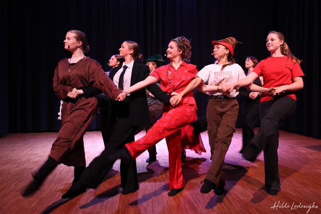 Musical “Hoed” neemt publiek op sleeptouw
